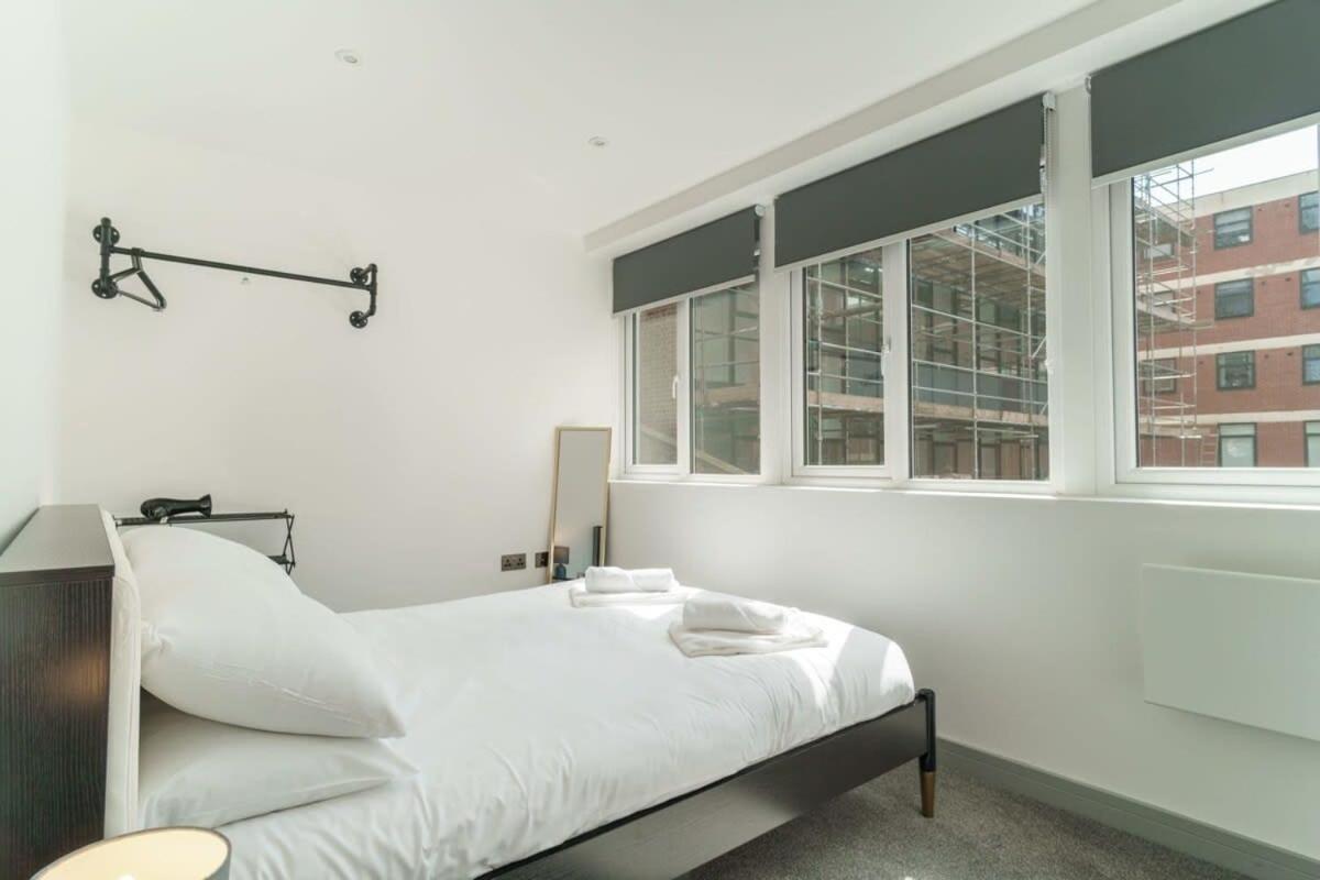 Modern 1 Bedroom Apartment In Preston Centre Luaran gambar