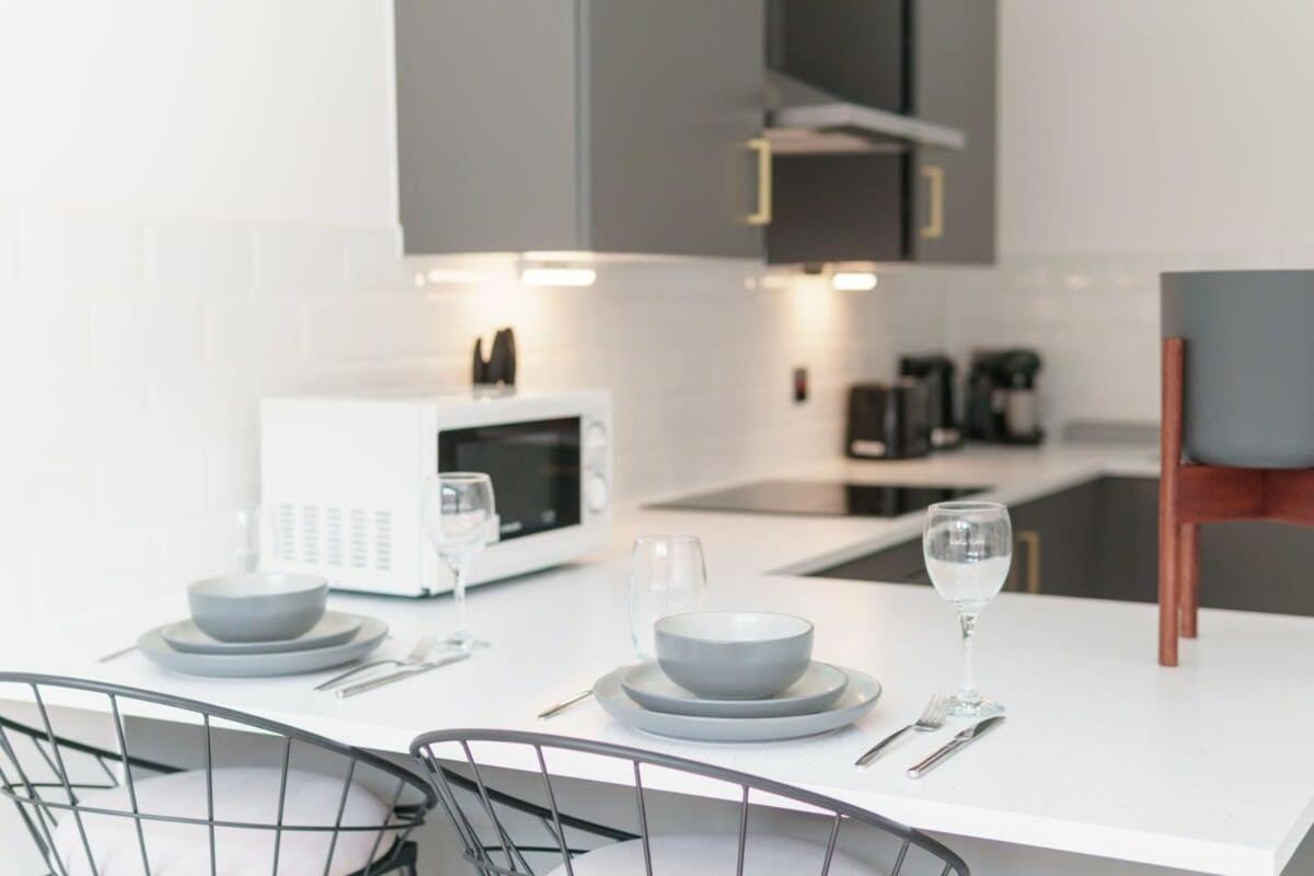Modern 1 Bedroom Apartment In Preston Centre Luaran gambar
